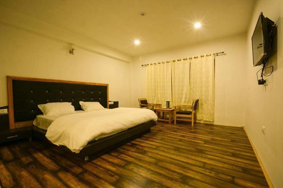 Hotel Om Ladakh Λεχ Εξωτερικό φωτογραφία