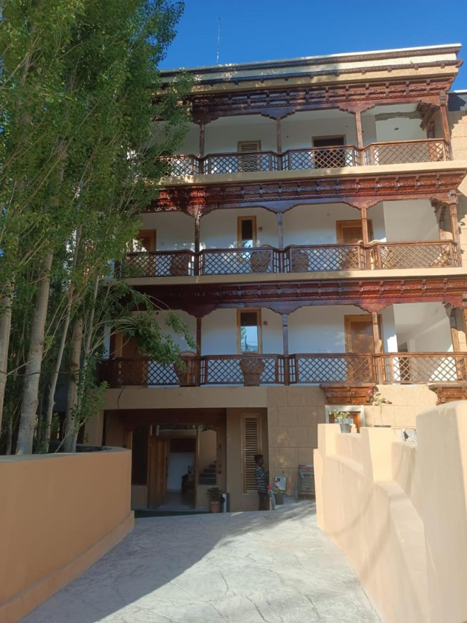 Hotel Om Ladakh Λεχ Εξωτερικό φωτογραφία