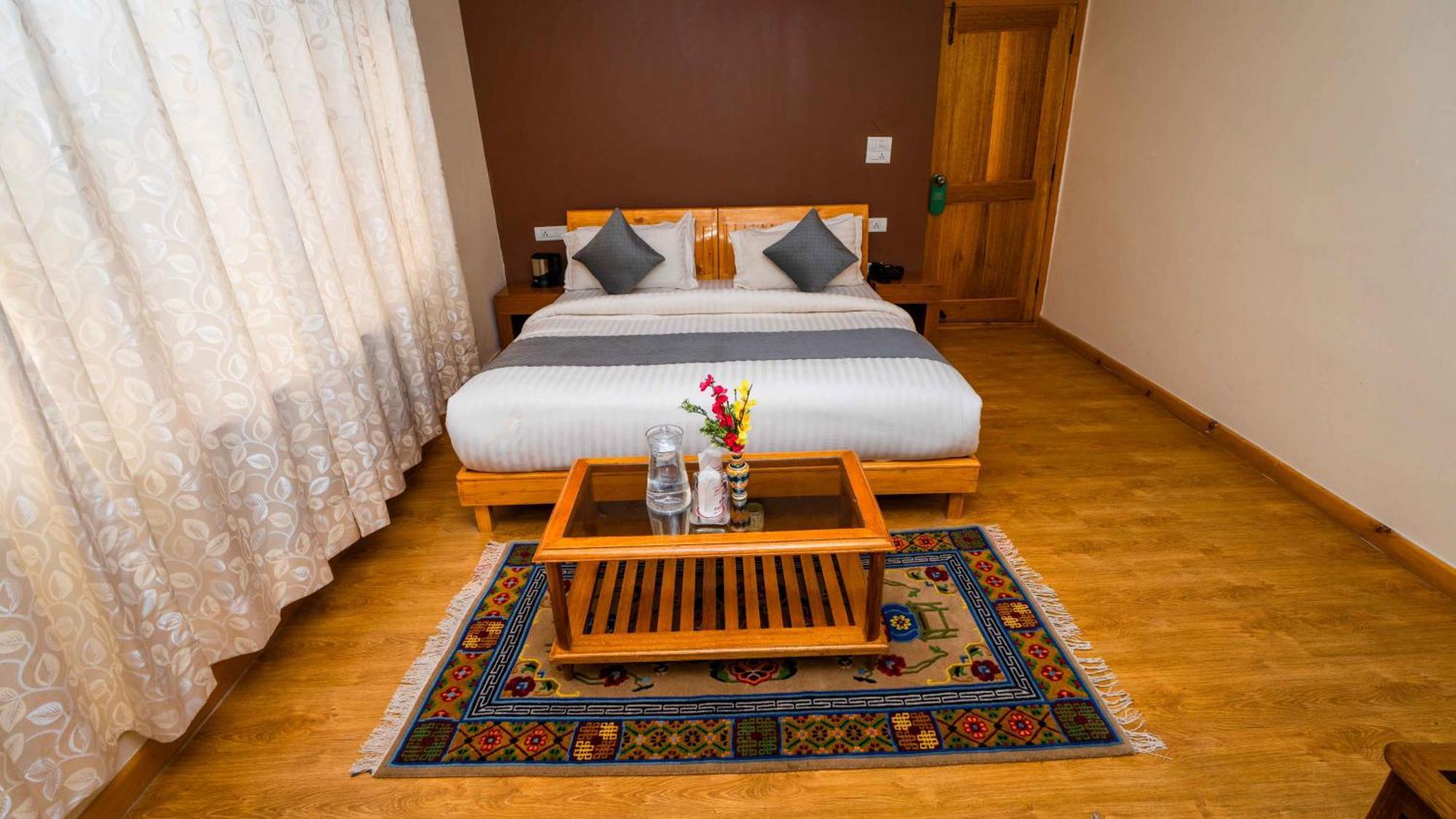 Hotel Om Ladakh Λεχ Εξωτερικό φωτογραφία
