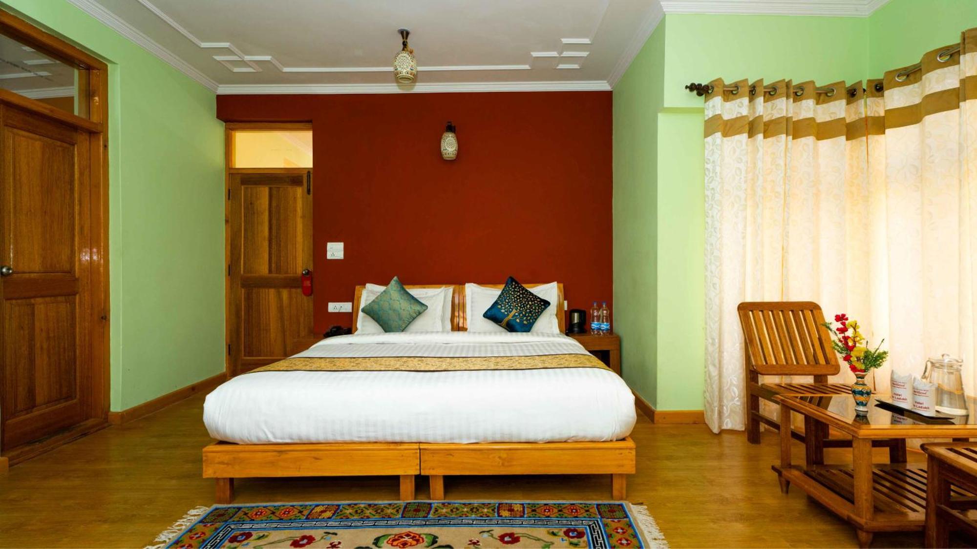 Hotel Om Ladakh Λεχ Εξωτερικό φωτογραφία