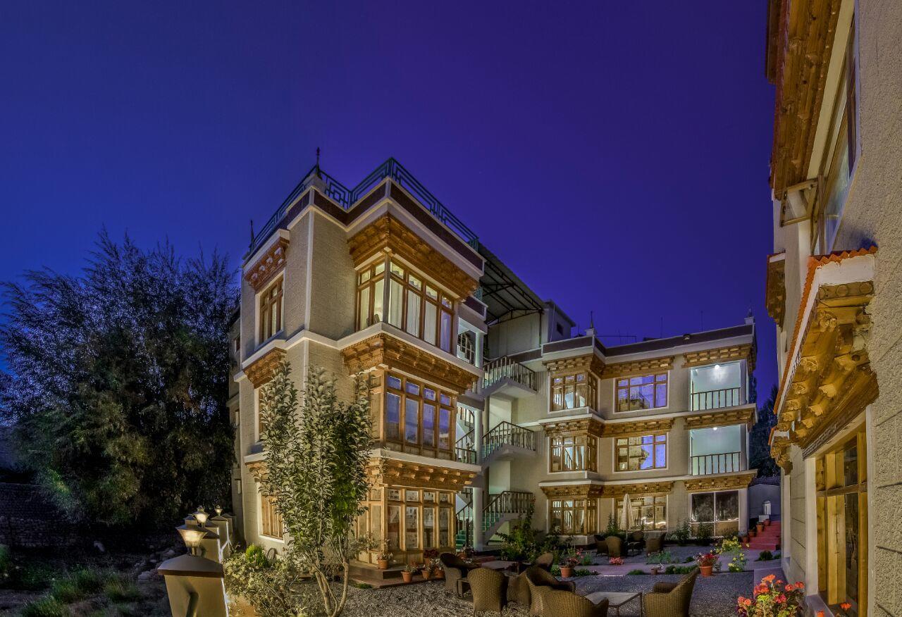 Hotel Om Ladakh Λεχ Εξωτερικό φωτογραφία