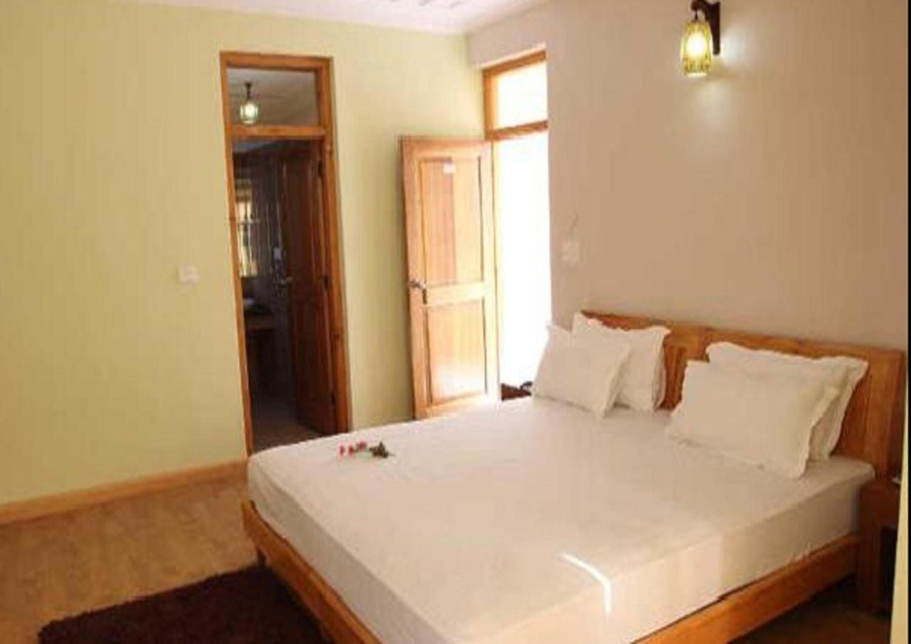 Hotel Om Ladakh Λεχ Εξωτερικό φωτογραφία