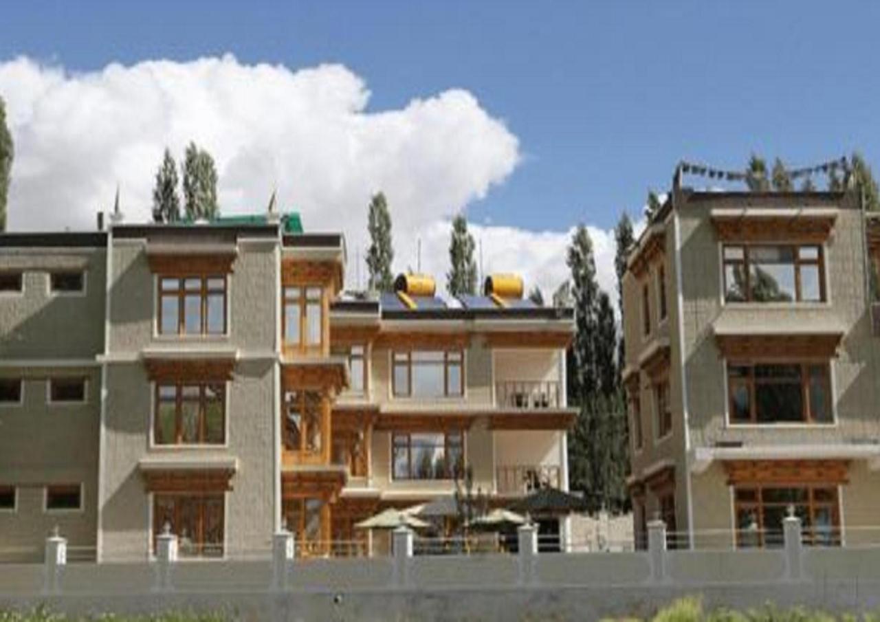 Hotel Om Ladakh Λεχ Εξωτερικό φωτογραφία